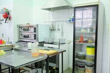 Protecting Our Food from Microbes with Commercial Air Filters