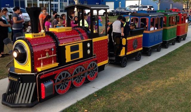 Bounce Houses R Us Chicago, IL - Trackless Trains