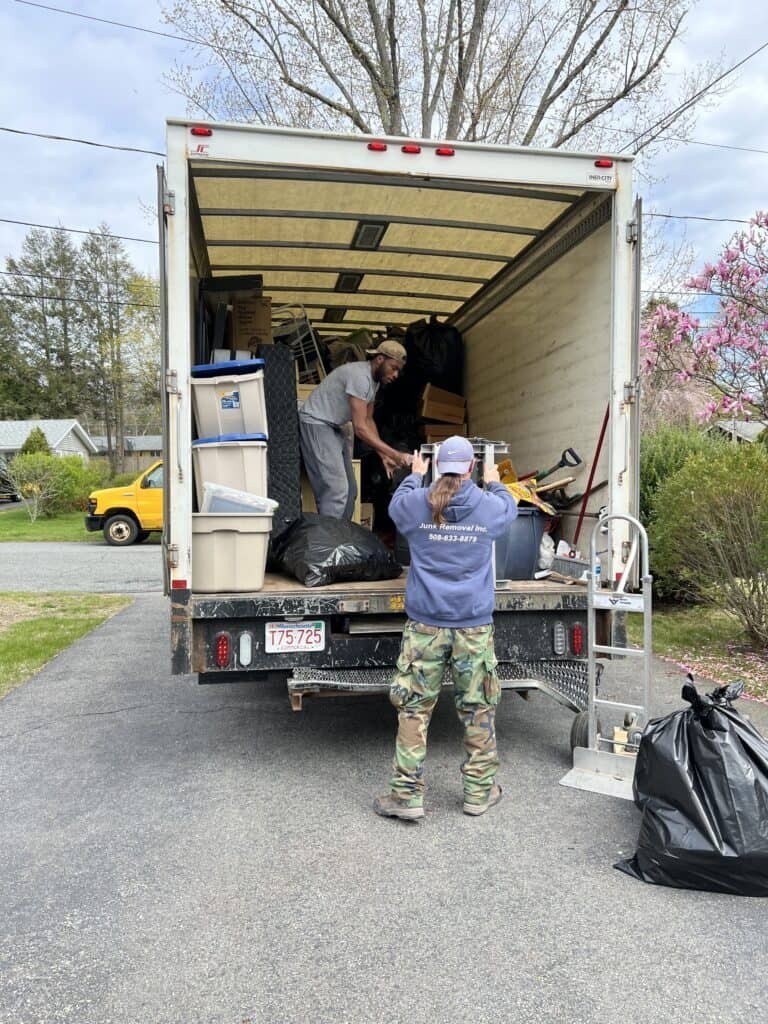 The family-owned and operated business has earned the trust of its customers with its top-notch junk and construction debris removal services that are also affordable.
