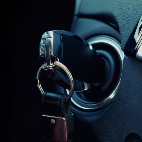 Emergency Locksmith Services of Bolivar is the trusted locksmith in Bolivar, MO. It specializes in automotive, residential, and commercial lockout services.