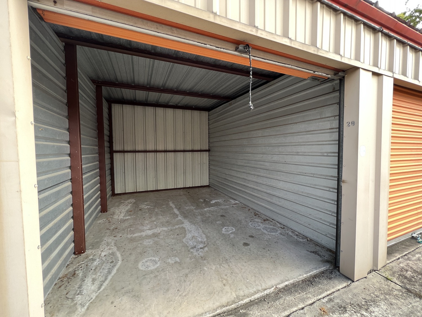 FM1266 Self Storage is a premier storage facility located in Kemah, Texas, dedicated to providing high-quality storage solutions for personal and business needs.