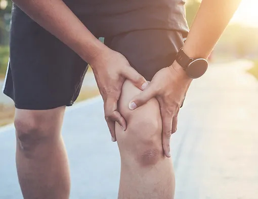 With a legacy of over 30 years in pain management, Ascend Pain & Wellness offers a comprehensive array of treatments for chronic pain conditions, emphasizing genicular artery embolization for knee osteoarthritis and chronic knee pain.