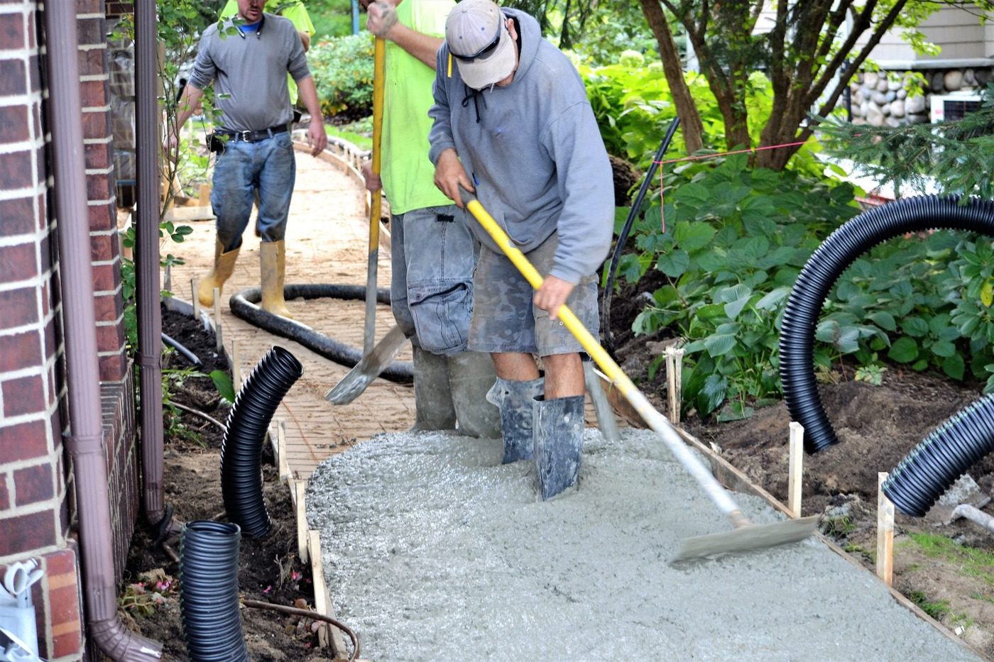 SF Bay Area Concrete Contractors specializes in a wide range of concrete services for residential and commercial clients in the San Francisco Bay Area.