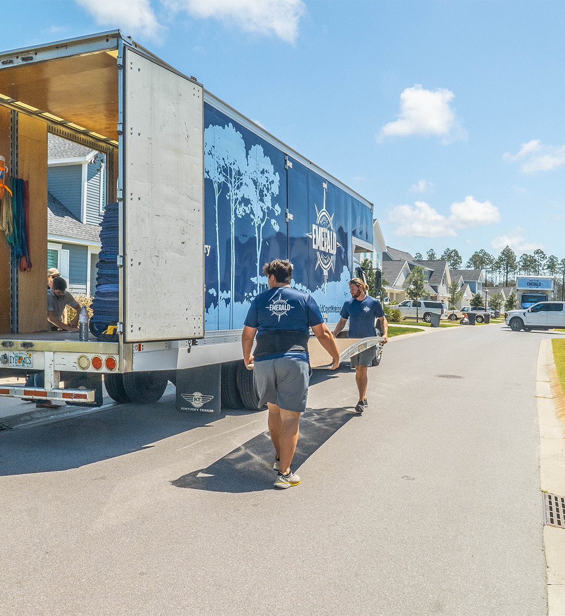 Emerald Moving and Storage is a professional moving company based in Pensacola, FL, offering a wide range of moving and storage services to clients on the Emerald Coast.