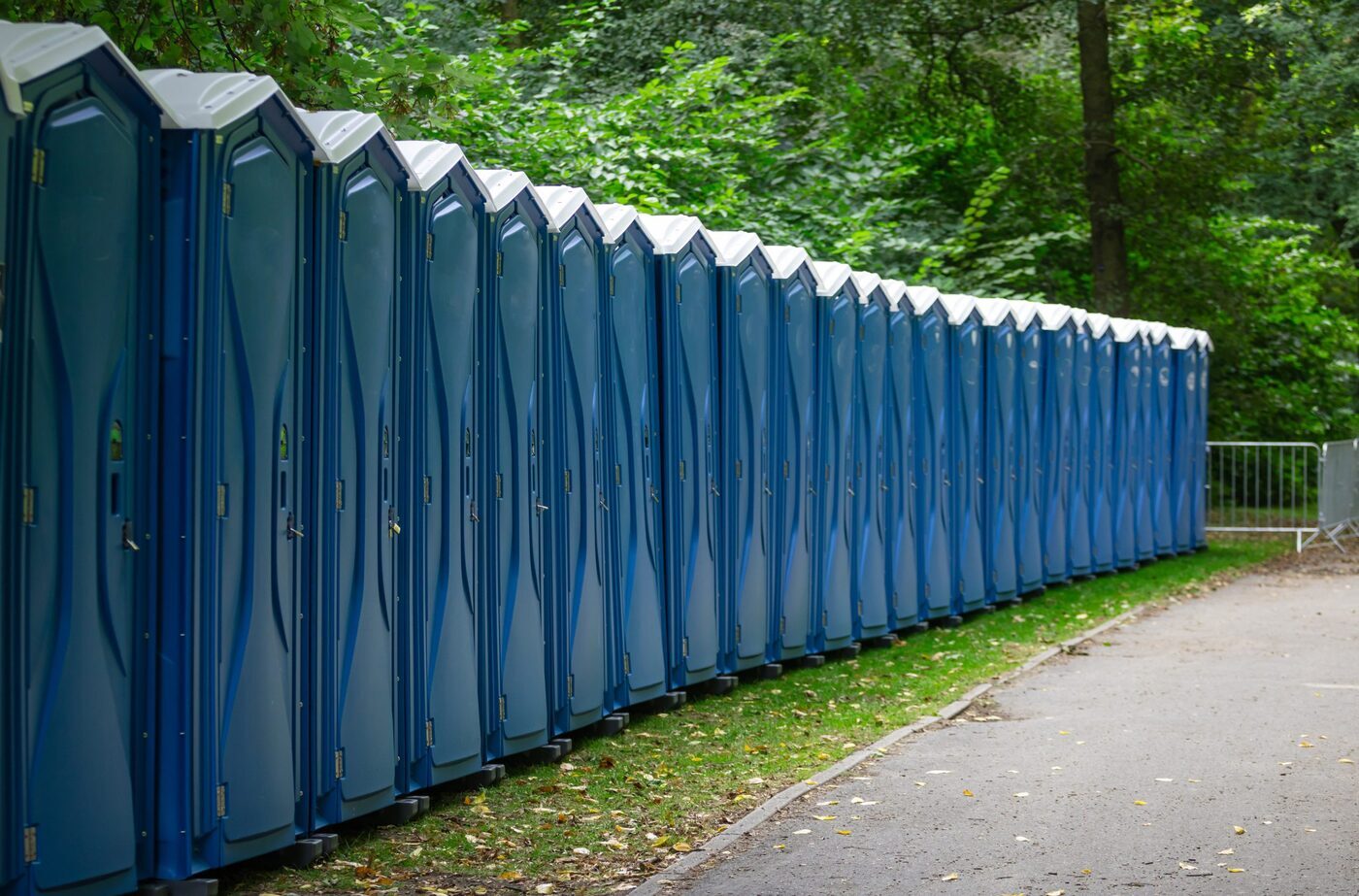 HQ Portables & Dumpsters is a leading portable toilet and dumpster rental service provider across multiple states.