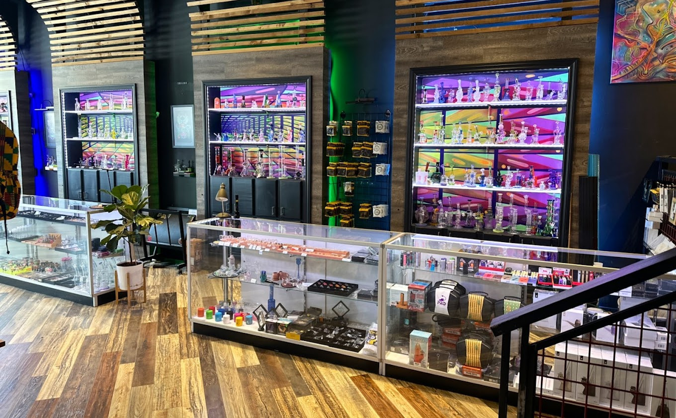 The Vape Loft - Denver is a premier destination for vaping enthusiasts across the Southwestern US., offering a unique blend of cutting-edge products and unmatched customer experiences.