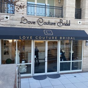 Love Couture Bridal is a premier bridal boutique located in Potomac, Maryland.