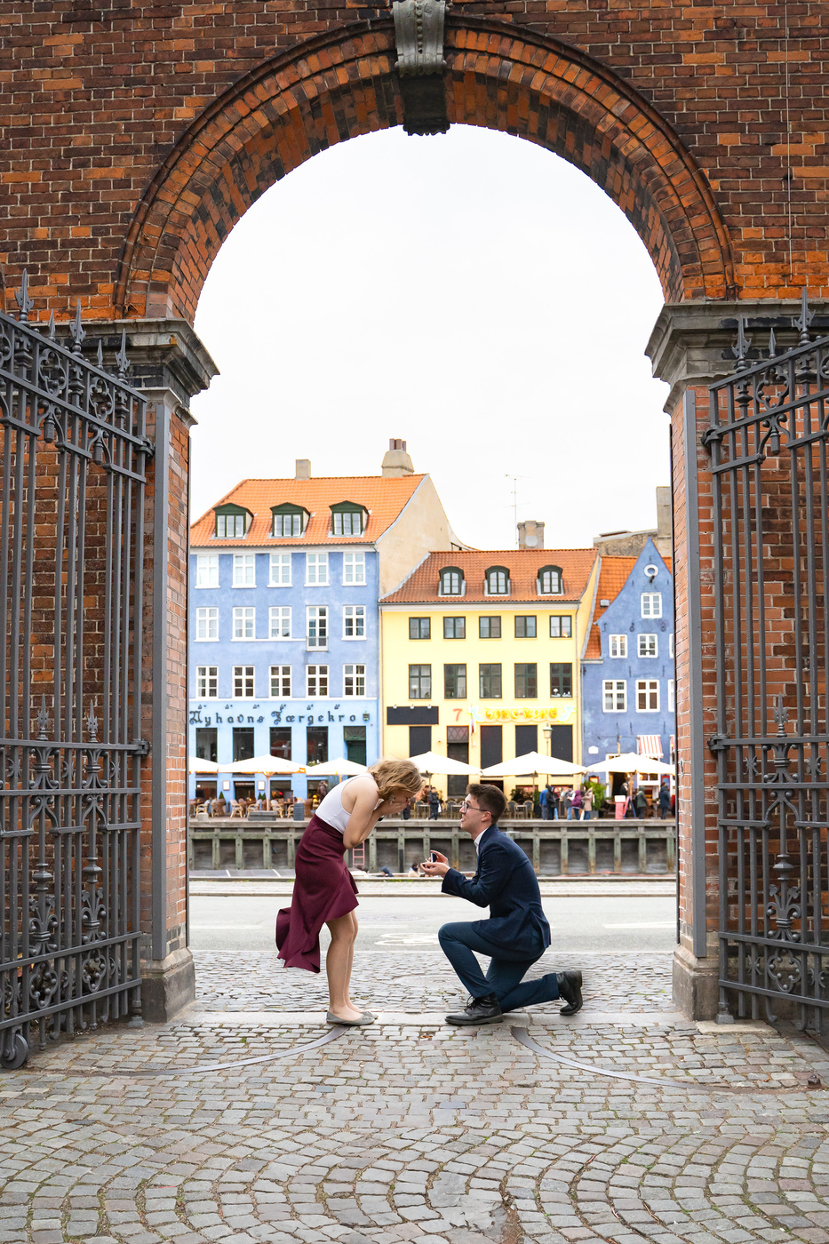 Based in Copenhagen, Aleks Jakobsons Photography specializes in weddings, proposals, and family photography.