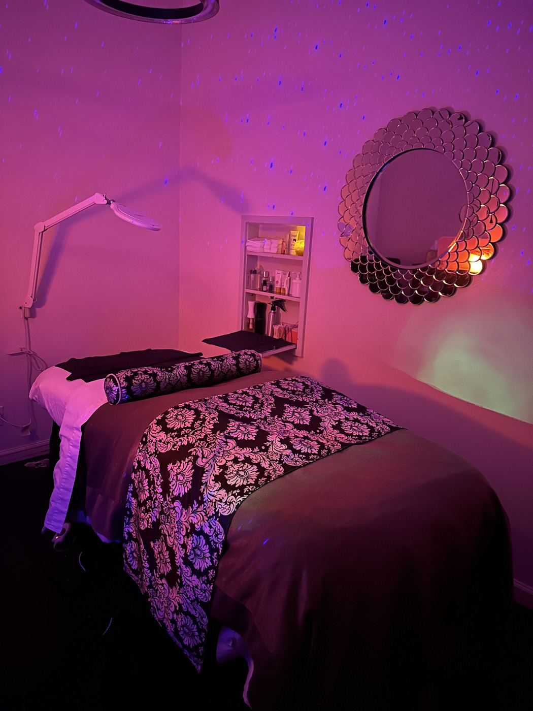 Bella Reina Spa, located in Delray Beach, FL, is a luxury destination offering advanced skincare and wellness services.