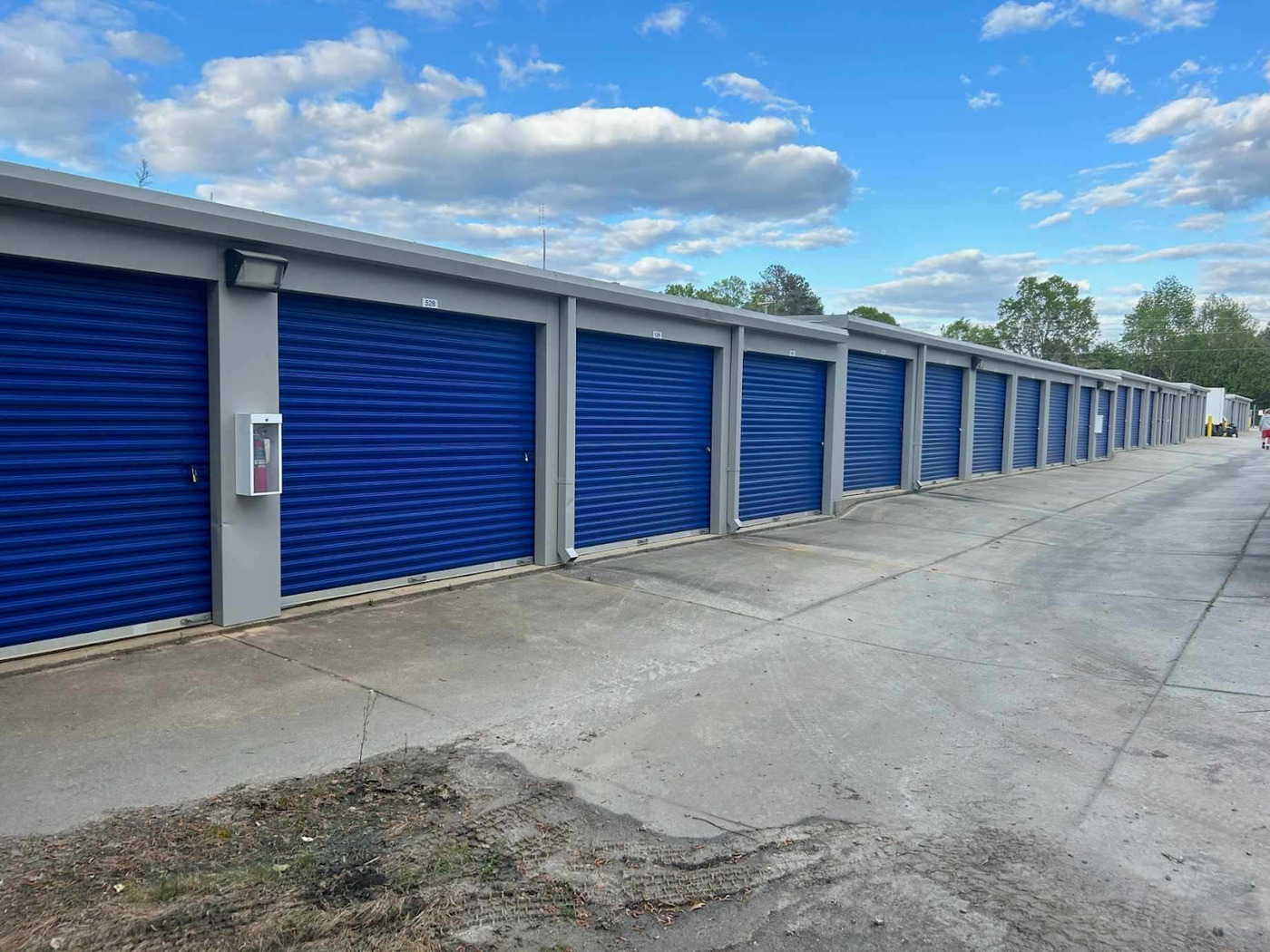 Ballentine Self Storage provides secure and climate-controlled storage units in Irmo, SC, serving residents and businesses across Lexington and Richland counties.