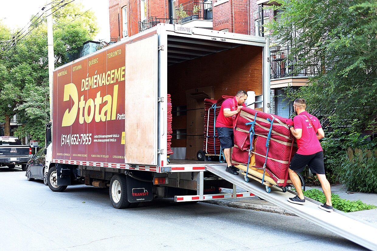 Déménagement Total is a leading moving company based in Montreal, specializing in both residential and commercial moving services.