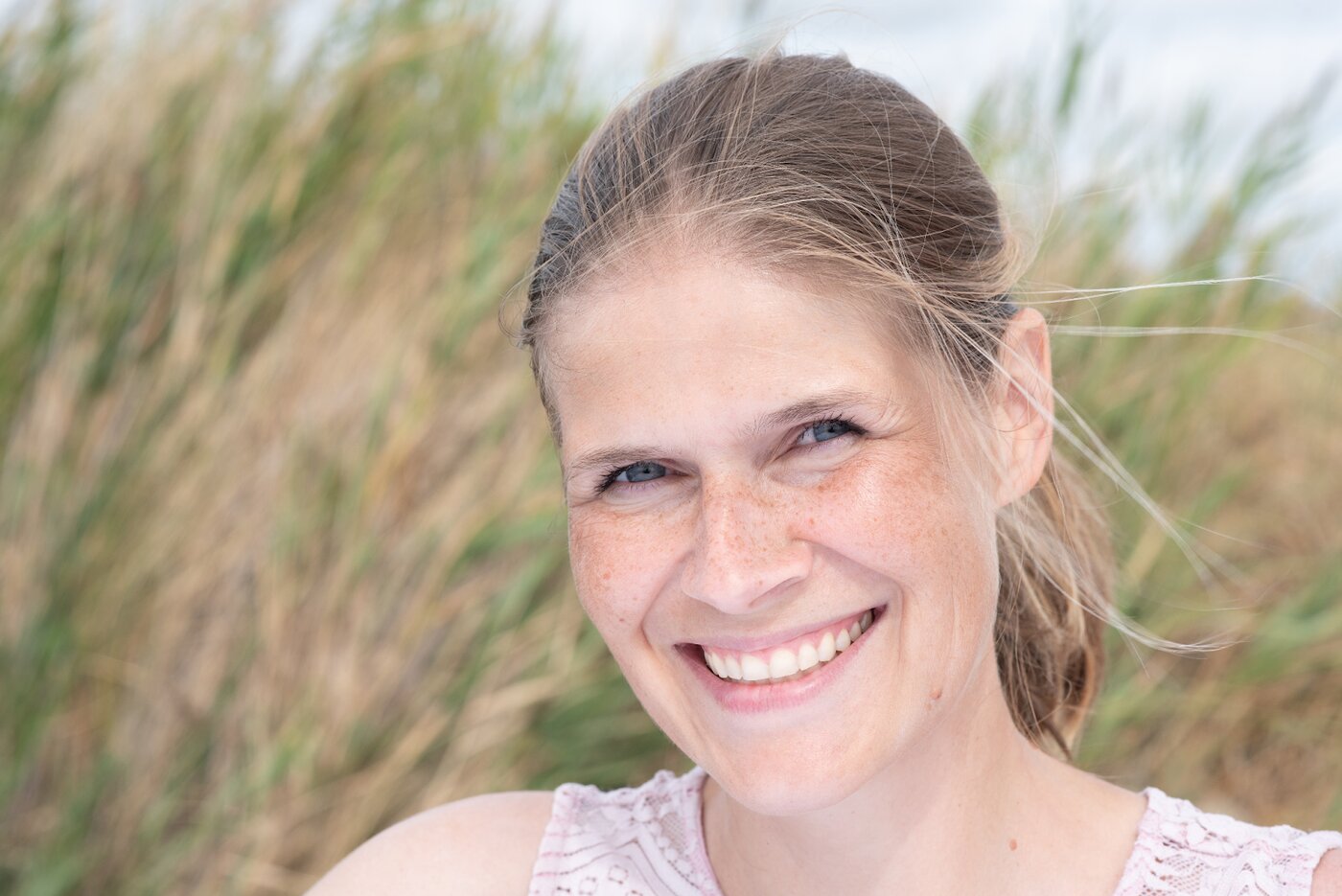 Anja Jepsen Fotografie specializes in authentic, emotion-filled photography for couples and individuals throughout Munich and the surrounding areas.
