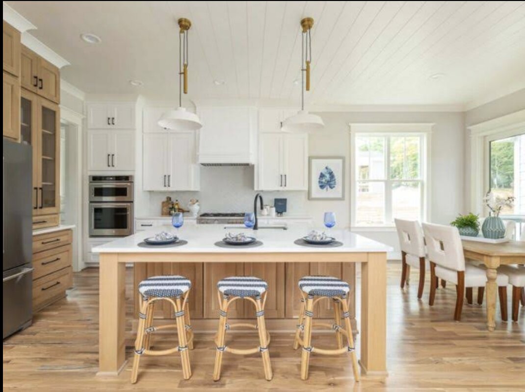 Artisan Flooring of NC offers durable flooring solutions, from hardwood and LVP to laminate. Its refinishing and sanding services restore floors to their original beauty, while its new installations add style and character to Raleigh homes.