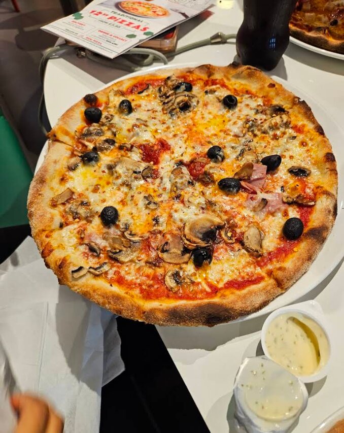 ICCO’s approach to pizza is rooted in method and discipline.