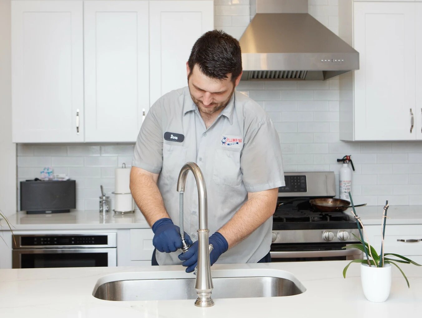 Plumbing Express is a locally owned and operated Atlanta plumbing company with 35+ years of experience.