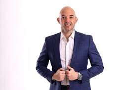 Investep Academy is an online financial education platform founded by Yoel Sardinas.