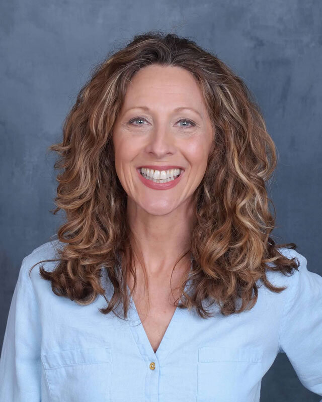 Based in Tucson, Arizona, and serving clients globally, Angie Riechers is a Certified Medical Support Clinical Hypnotherapist.