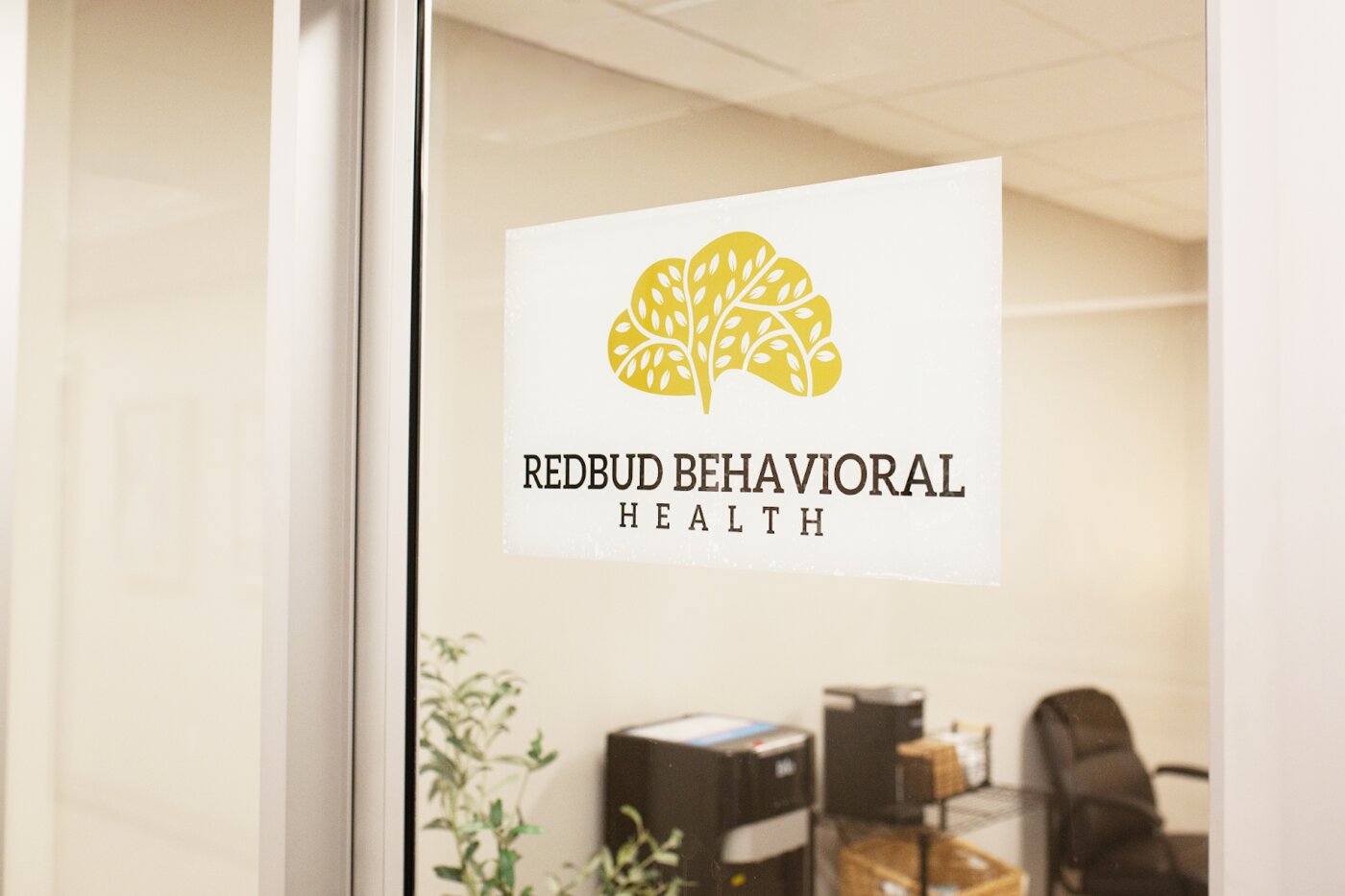 Redbud Behavioral Health is a Fredericksburg psychiatric clinic offering TMS, SPRAVATO, psychotherapy, and medication management for adults with depression, OCD, and related conditions.