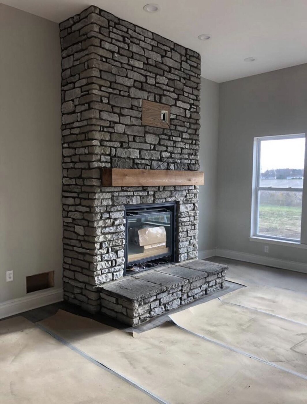 Miller Stone Mason is a Kentucky-based masonry company specializing in stone veneer, brick repair, and custom stonework services.