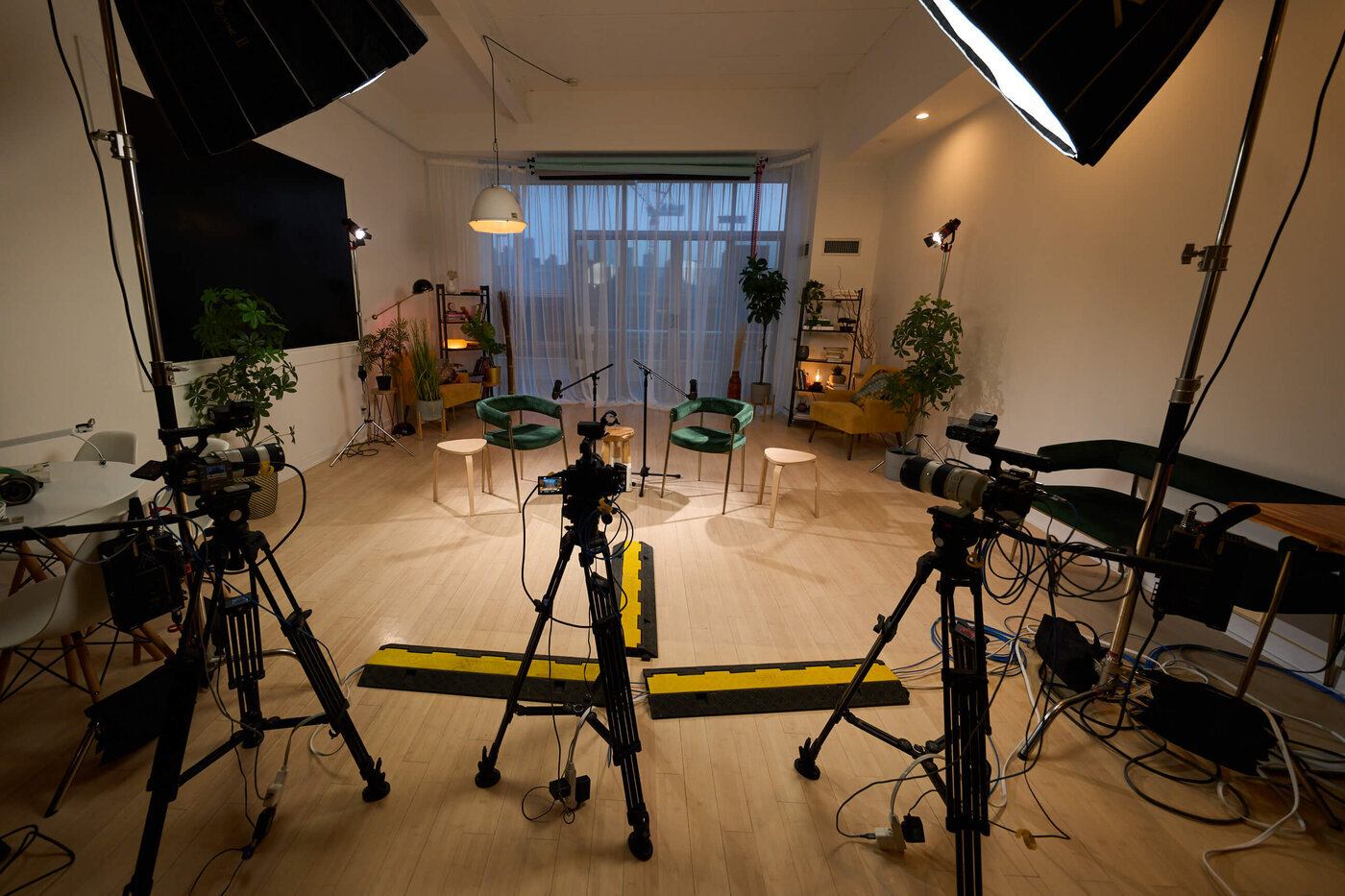 LVL Up Studio is a creative production space in Toronto designed for podcast recording, video production, photography, and digital content creation.