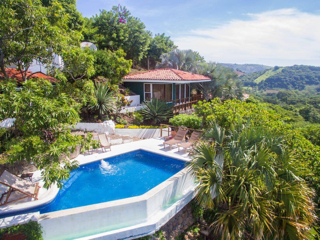 El Salvador Relocation Guide is an online relocation resource that helps North Americans relocate to El Salvador through trusted local contacts, relocation education, professional referrals, and guided relocation tours.