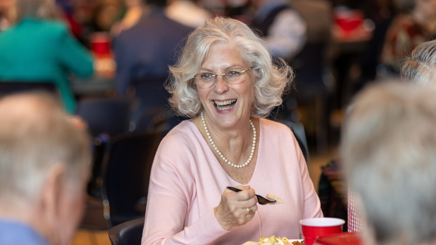 Lakewood Methodist Church exists to help people guide people into a lifestyle centered around Jesus.