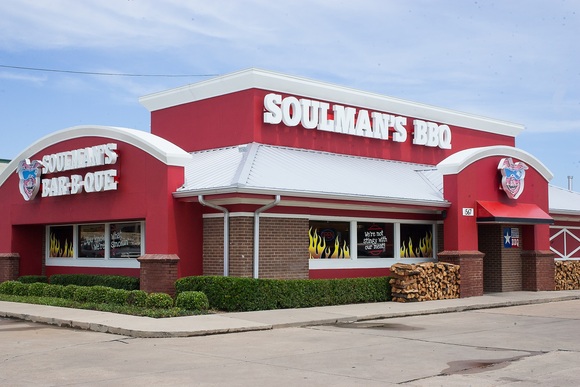 Soulman’s Bar-B-Que Lewisville, TX location, photo by Cameron Cobb