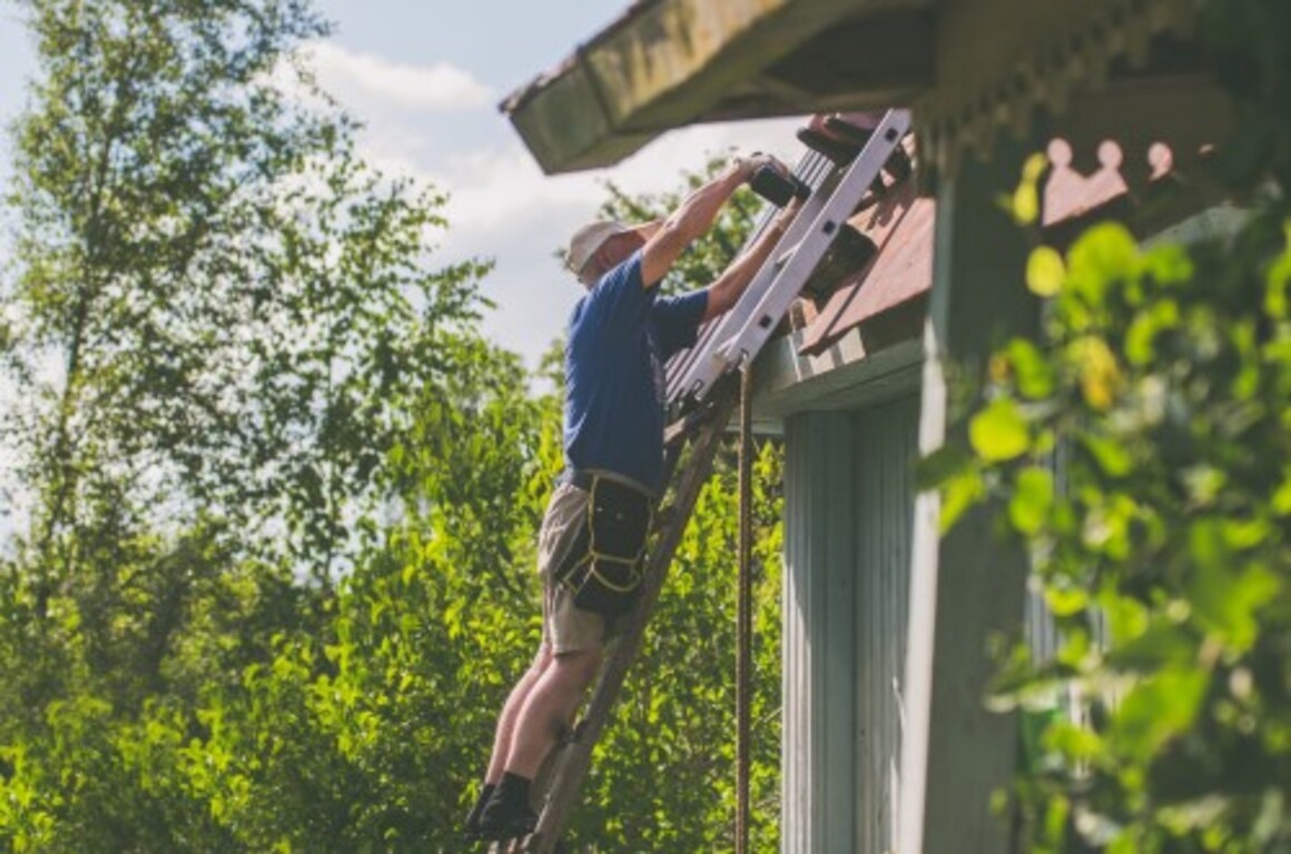 Dallas Roofing Company – Why DIY Roofing Projects Are Not Good Ideas