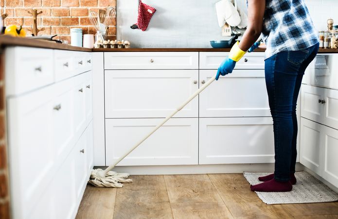 Holiday Cleaning Tips for Last Minute Guests
