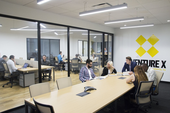 Why Are Dedicated Desk - No Contract Coworking Spaces Better for Startup Tech Companies