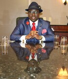 Best-Selling Author Gibson Sylvestre , MBA Feed Homeless  Families During COVID-19