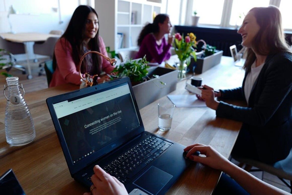 Coworking & Collaboration: How It Helps People Work Better