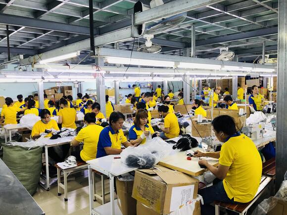 Dony Garment Company is one of the biggest manufacturers of uniforms, workwear, sportswear & outdoor fashion in Ho Chi Minh City, Vietnam