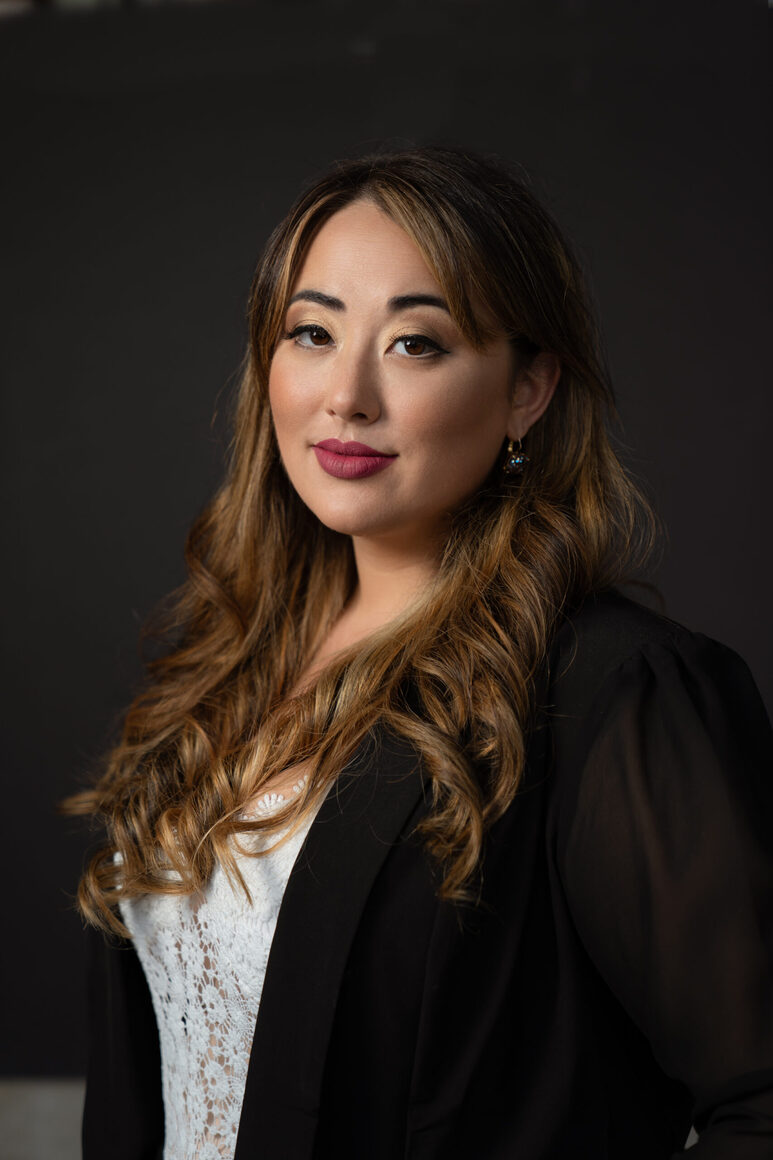 As a leader in the fields of finance, life insurance and debt relief, Zoe Abbott has put thousands of families on the path towards financial independence. 