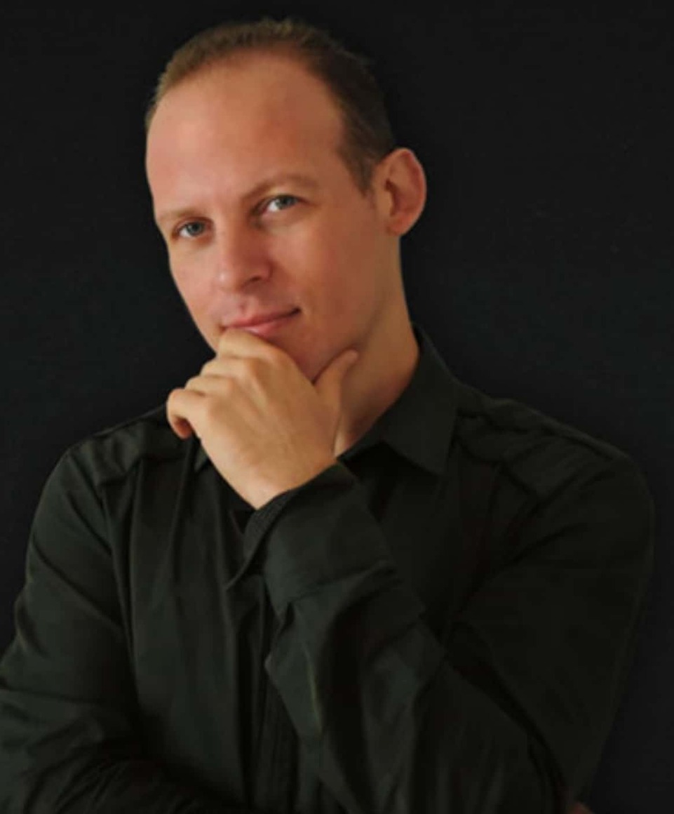 Alex Genadinik