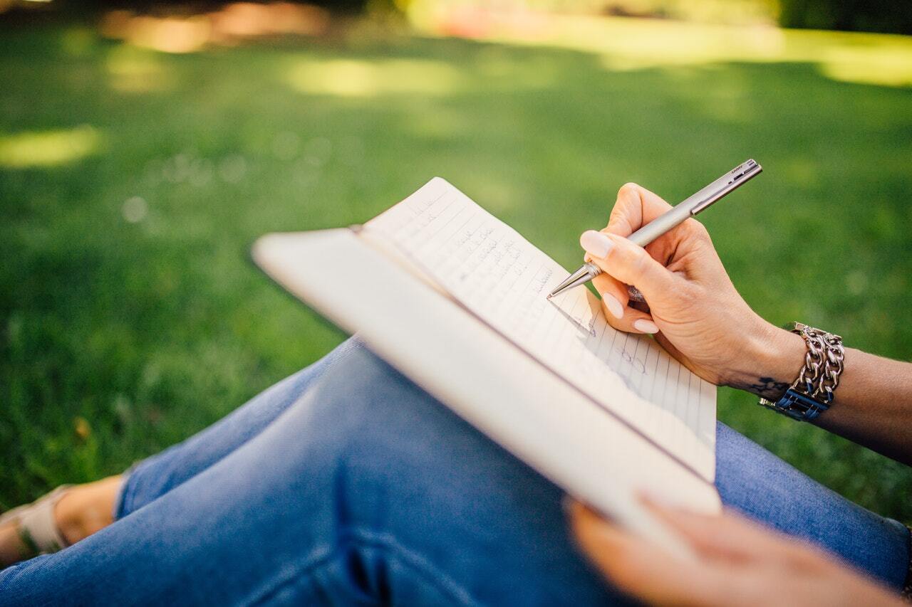 Custom Essays For Sale From Professional Writers - blogger.com