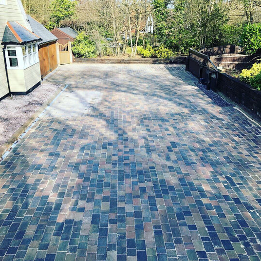 Tomco Landscapes Highlights the Benefits of a Functional Driveway for Your Property