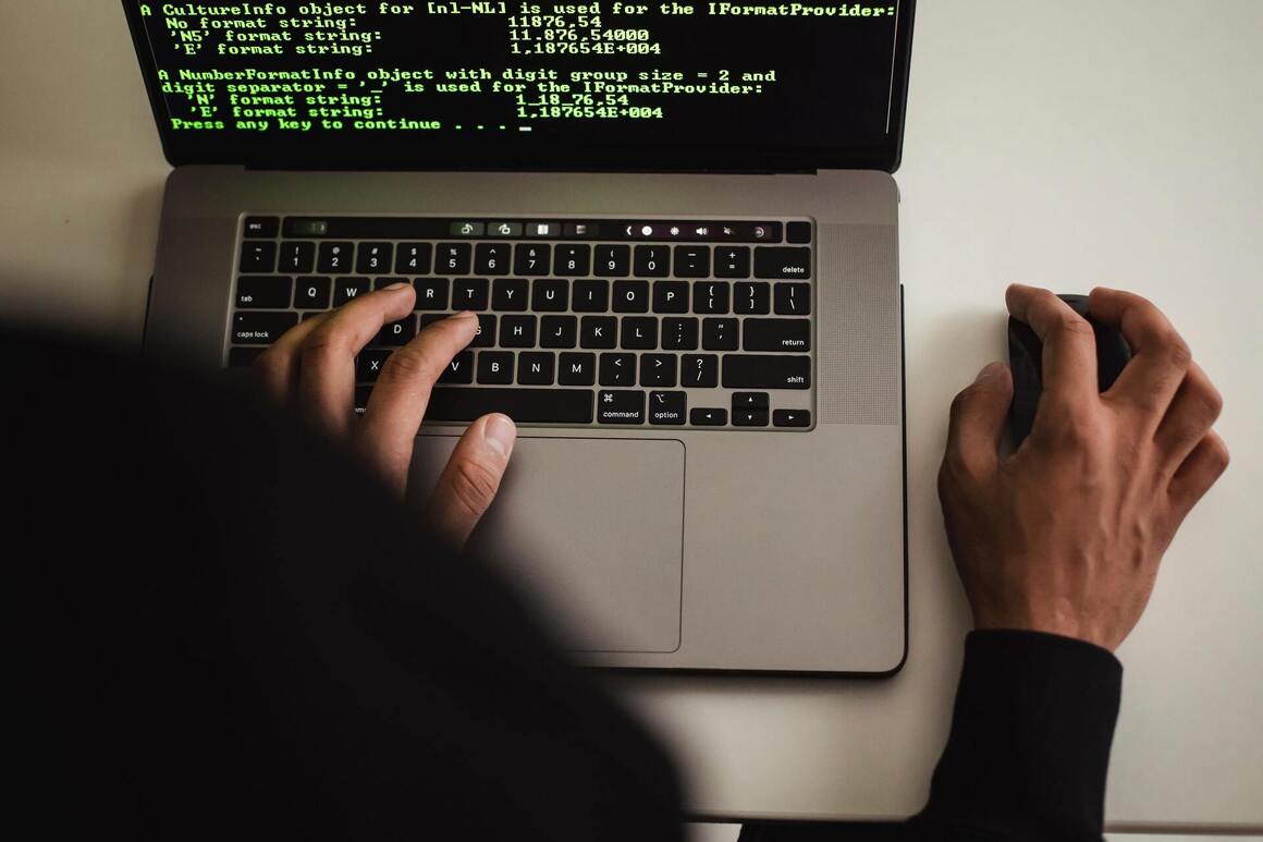 Meet the $20M Robot that Scrapes Data Through API Ethically and Enhances Business Decision-Making