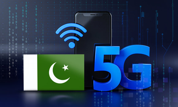 Pakistan to Continue Face Setback in Smartphone and 5G Usage, Says GSMA/ Image by TopWireNews Via Adobe Licensed 