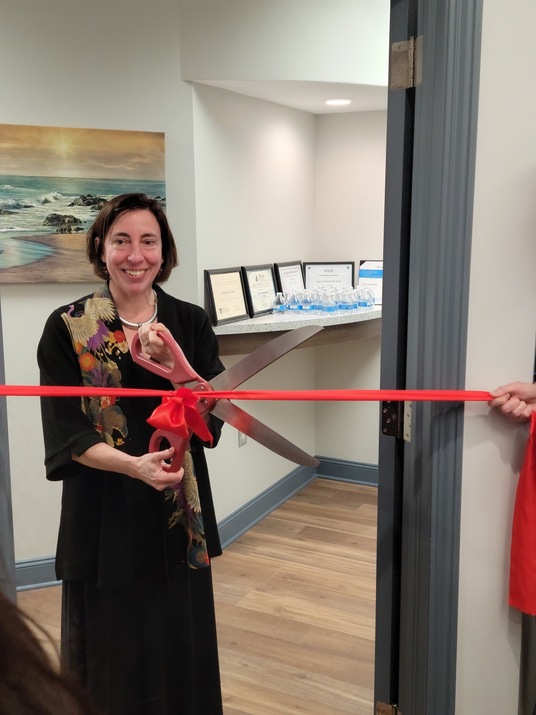 Advanced Musculoskeletal Medicine Consultants, Host Ribbon Cutting to Open New Office