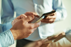 Influencer and Doctor @drbisleenattli Shares Her View About Phones' Negative Impacts on Mental Health