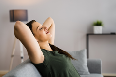 TikTok Influencer @drbisleenattli Gives Mental Health Advice to Late Teens and Young Adults