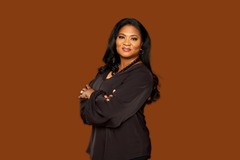 Tia Buckham-White, Notre Notre Internationale