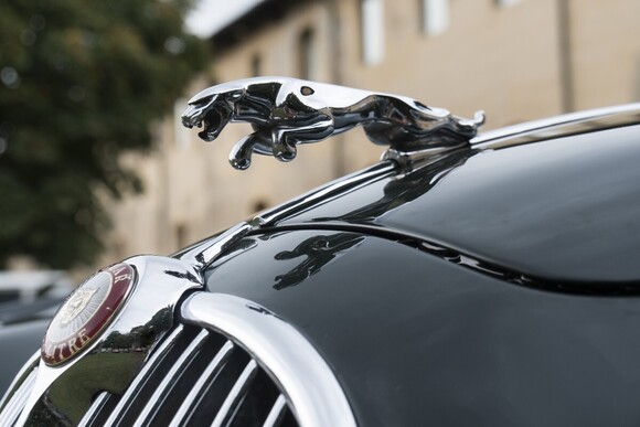 Classic Jaguars Roar Back to Life With P&amp;K Thornton Restorations Ltd Automotive Restoration Services