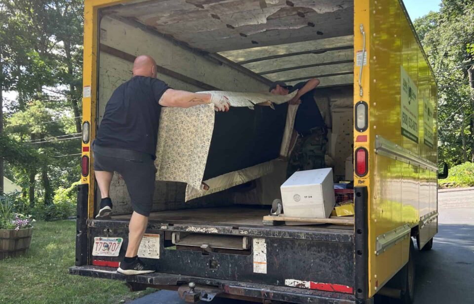 Junk Removal Inc Offers Free Quotes on Junk Removal Services 