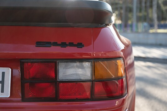 Rebuilding the Porsche 944 S2: A Masterclass in Car Restoration