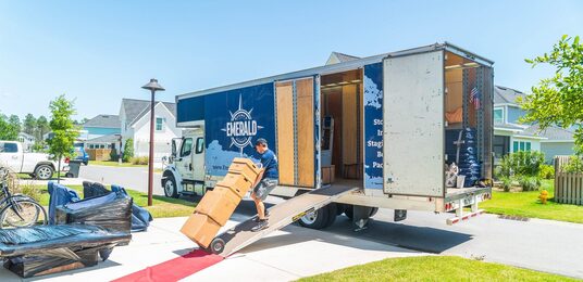 Emerald Moving and Storage Offers Premier Moving Services