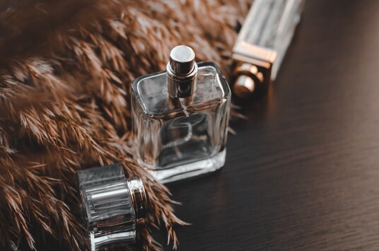 Scents That Stay: Why Do Some Perfumes Wear Off So Quickly?