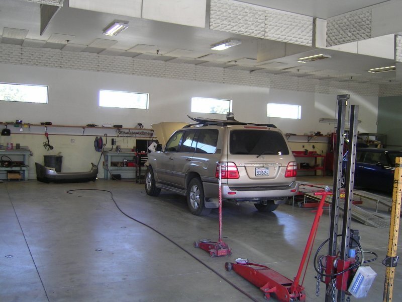 Body Shop by Gene Cochetti Marks 40 Years of Service Excellence