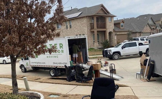 Later Neighbor Moving Elevates Dallas Relocations with Expanded Services